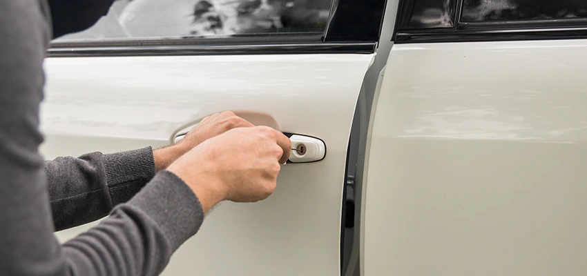 Unlock Car Door Service in Garden Acres, CA